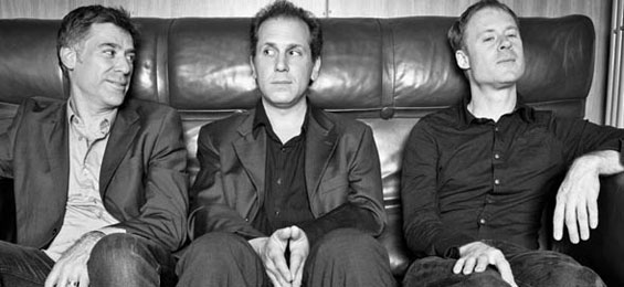 Larry Goldings, Peter Bernstein, Bill Stewart: Ramshackle Serenade