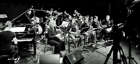 Sarah Chaksad Orchestra Windmond - Bauer Studios