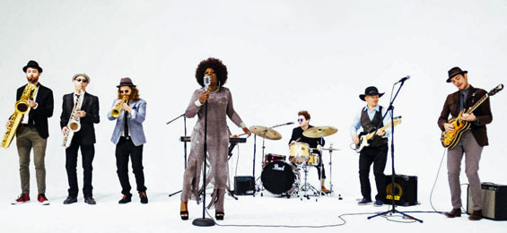 Bette Smith Jetlagger F Melanee Brown