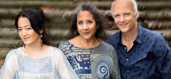 Makiko Hirabayashi Trio: Where The Sea Breaks