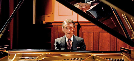 Josef Bulva spielt Franz Liszt