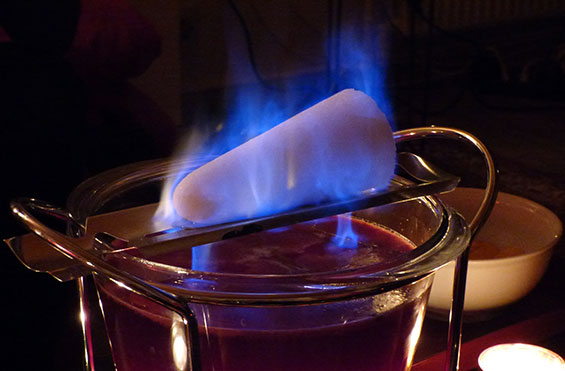 fire tongs punch Pixabay