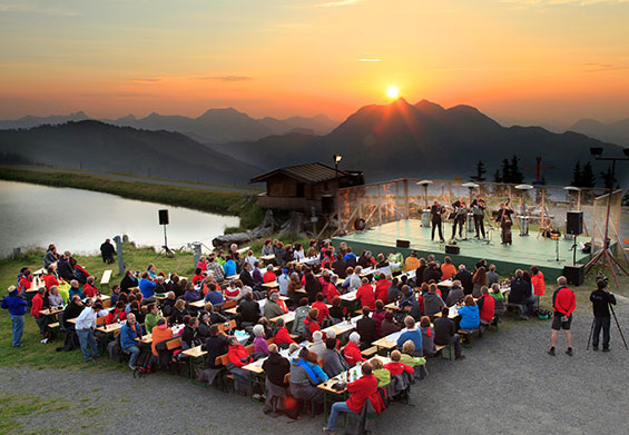 SL 04 tonspuren F jelinek