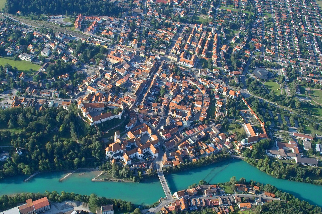 Füssen 01 Luftbild F Helmut Kroiss