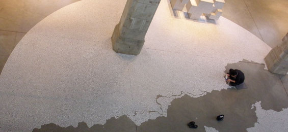 Salz im Kirchenraum von St. Peter