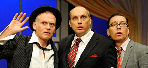 Komödie im Winterhuder Fährhaus: Außer Kontrolle