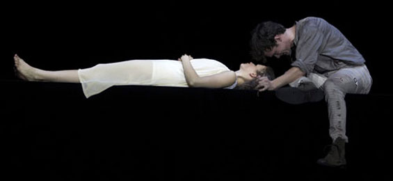 Premiere am 16.1.2010 im Deutschen Schauspielhaus in Hamburg.