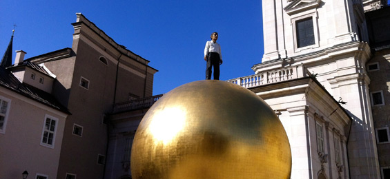 Zwölf Kunstwerke in zehn Jahren – das ist die stattliche Bilanz der Salzburg-Foundation