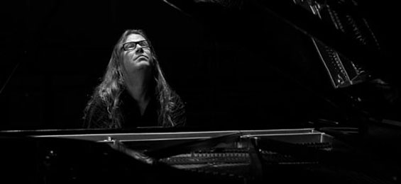 Vladislav Sendecki mit Hamburger Jazzpreis 2011 ausgezeichnet