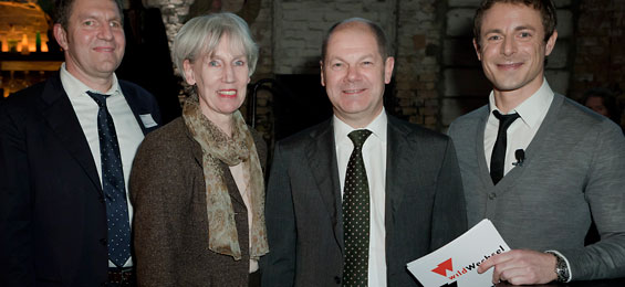 Rund 400 Gäste kamen zum „wildWECHSEL– Salon für die Kreativwirtschaft“ in das Oberhafenquartier.