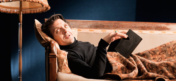 David Bennent - Trommler, Wortverkäufer, Schauspieler. St.Pauli Theater. Foto: Jin Rakete