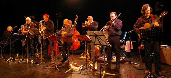 Ekkehard Jost - Cantos Libertad