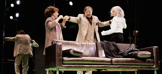 Yasmina Reza „Ihre Version des Spiels“ im St. Pauli Theater