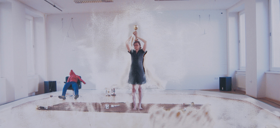 body next to body - Aspekte des Körpers in der Sammlung Cserni