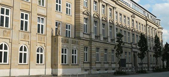 Hamburger Autorenvereinigung: Erinnern und Gedenken – zum 27. Januar 2014