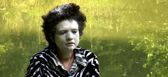 Naia Arruda. Fadenspiel