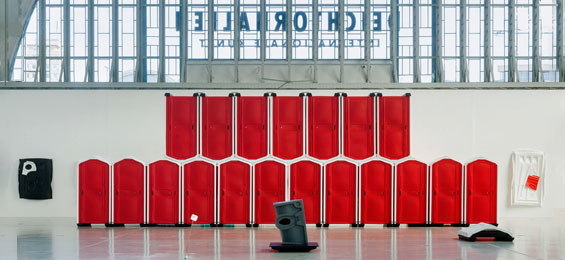 Andreas Slominski: „Das Ü des Türhüters“ in den Deichtorhallen