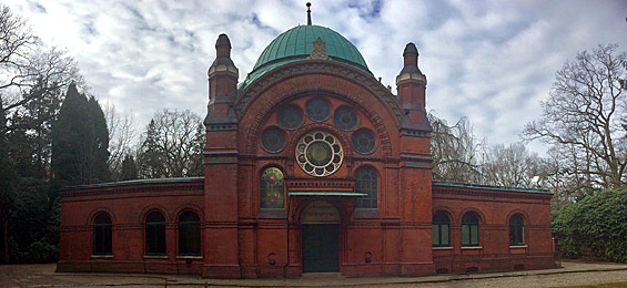 Jüdische Friedhofskultur in Hamburg: Der Jüdische Friedhof Ohlsdorf - Trauerhalle
