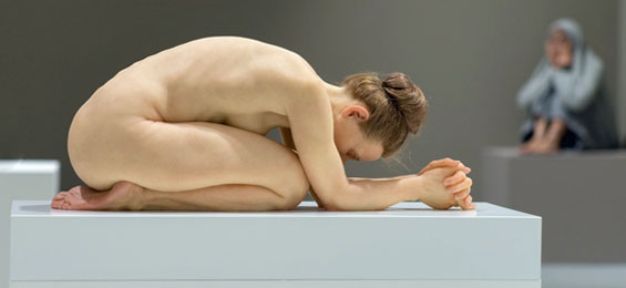 Almost Alive – Hyperrealistische Skulptur in der Kunst. Ist das real oder fake?