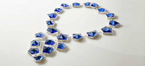 Die Kunst Schmuckstücke zu fertigen – Babette von Dohnanyi