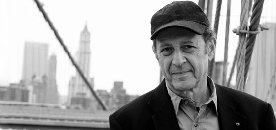 Different Trains. Eine Zeitreise zwischen Klängen, Bildern und historischen Filmschichtungen