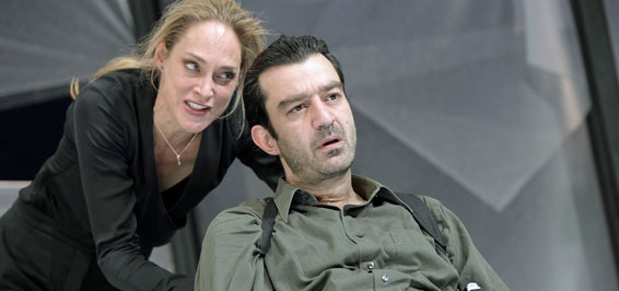 Hamburger Theater Festival: „Heilig Abend“ – ein als Krimi getarntes philosophisches Werk