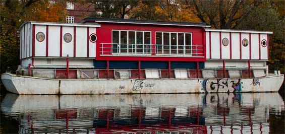 40 Jahre Theater Zeppelin, 30 Jahre Theaterschule, 15 Jahre Hoheluftschiff – Und was jetzt? Auf zu neuen Ufern