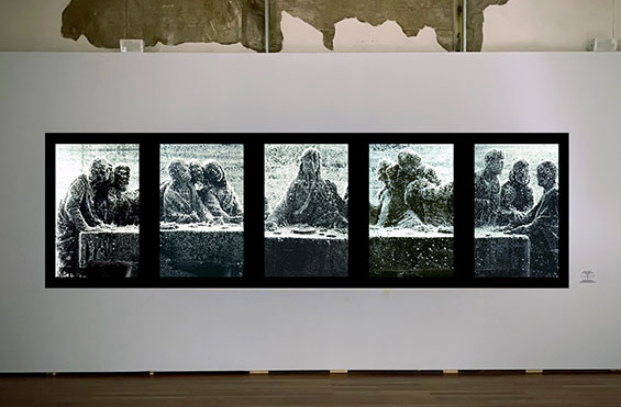 ER 04 Andres Serrano Black Supper