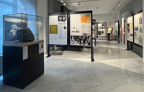 Ausstellungsansicht F Claus Friede